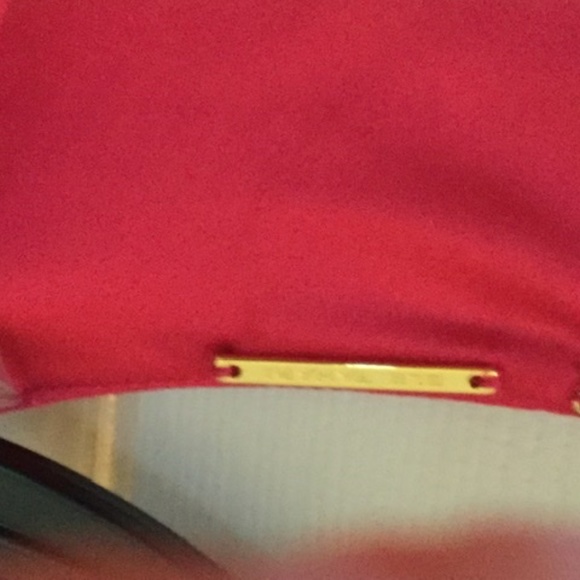 Dresses - Picture 5 of 7